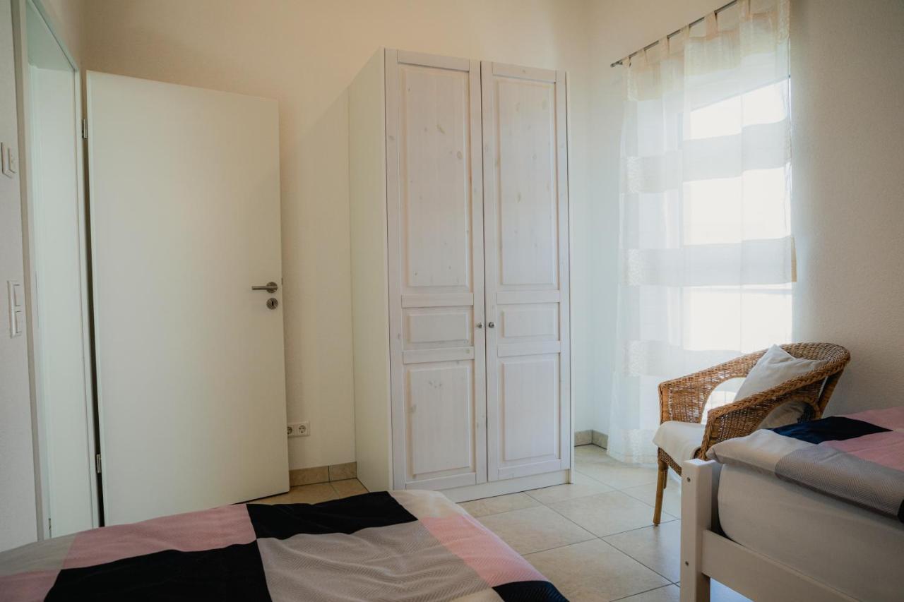 Ferienwohnung Am Zeppelin Hangar FDH Dış mekan fotoğraf