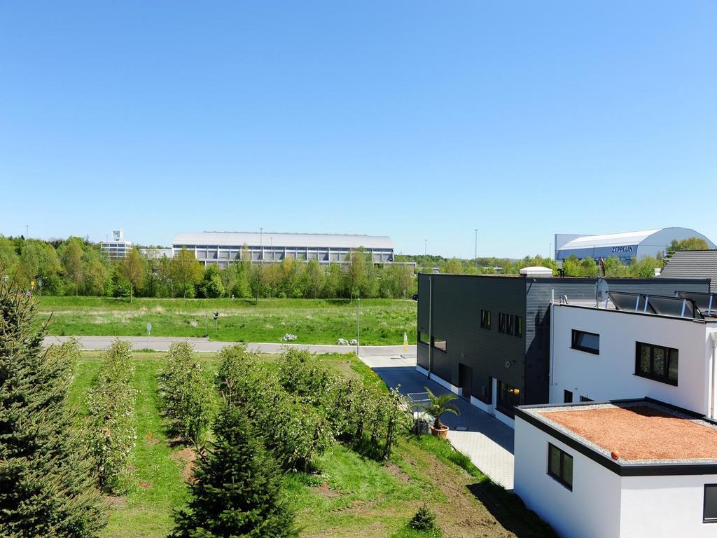 Ferienwohnung Am Zeppelin Hangar FDH Dış mekan fotoğraf