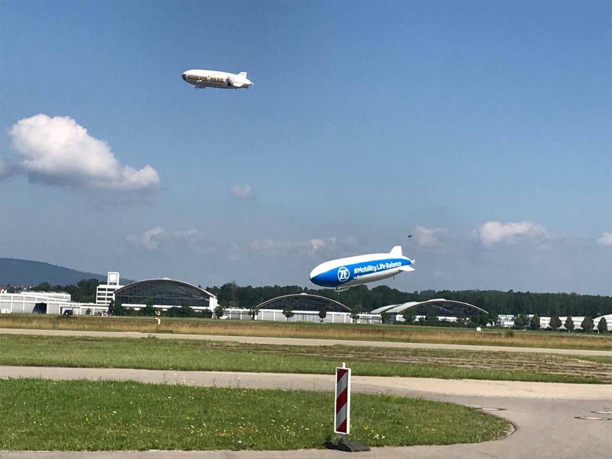 Ferienwohnung Am Zeppelin Hangar FDH Dış mekan fotoğraf